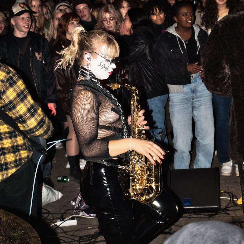mysterious sax gal mysterious sax gal